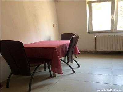 Apartament cu 3 Camere in Zona Take Ionescu