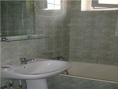 Apartament cu 2 camere in Zona Spitalul Judetean