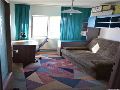 Apartament cu 3 camere in Zona Gheorghe Lazar