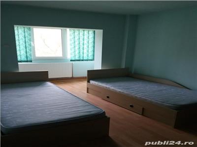 Apartament cu 3 camere in Zona Aradului