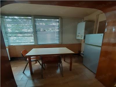 Apartament cu 3 camere in Zona Calea Aradului