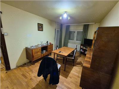 Apartament cu 3 camere in Zona Lipovei