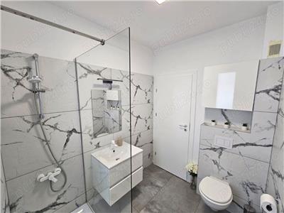 Apartament tip penthouse cu 3 camere, terasa 40 mp, in Zona, Ciarda Rosie