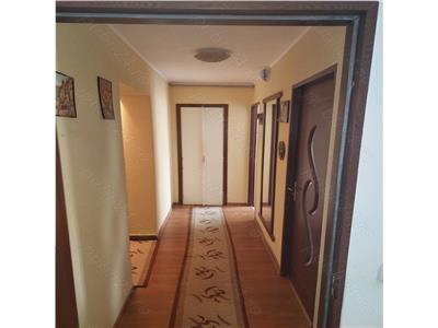 Apartament cu 2 camere in Zona Complex Studentesc