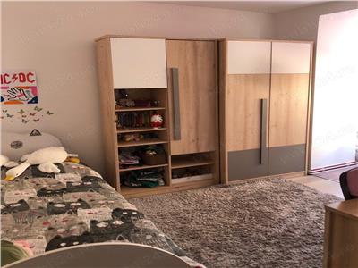 Apartament cu 4 camere in Zona Lipovei