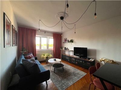 Apartament cu 3 camere in Zona Gheorghe Lazar.